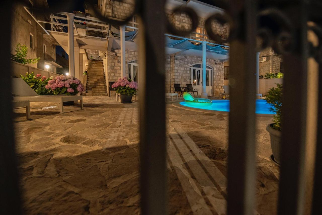 Villa Branka Apartments Near Dubrovnik With Pool Ivanica Bagian luar foto